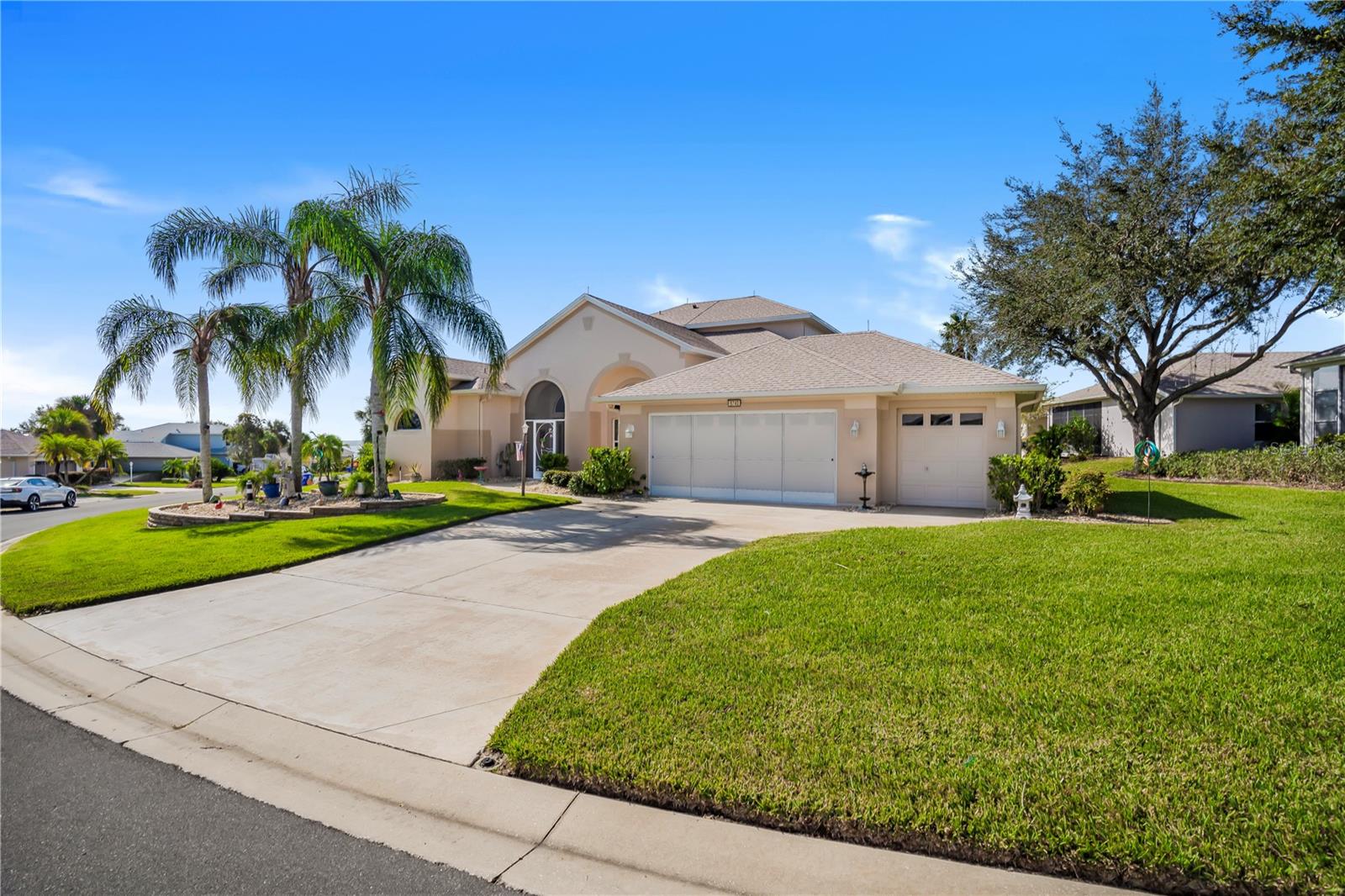 5740 BOUNTY CIR, TAVARES, FL, 32778