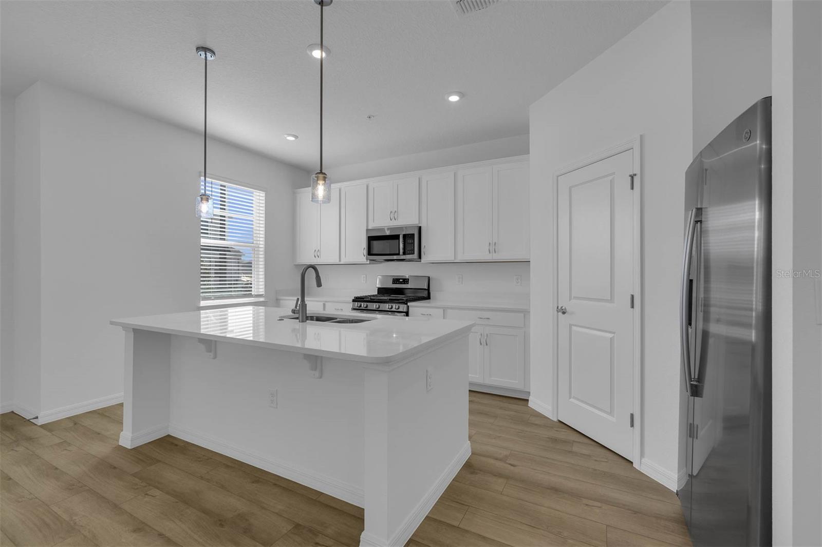 438 BELMOND DR, DEBARY, FL, 32713