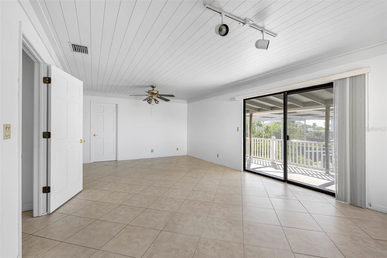 1104 KINGFISH PL, APOLLO BEACH, FL, 33572