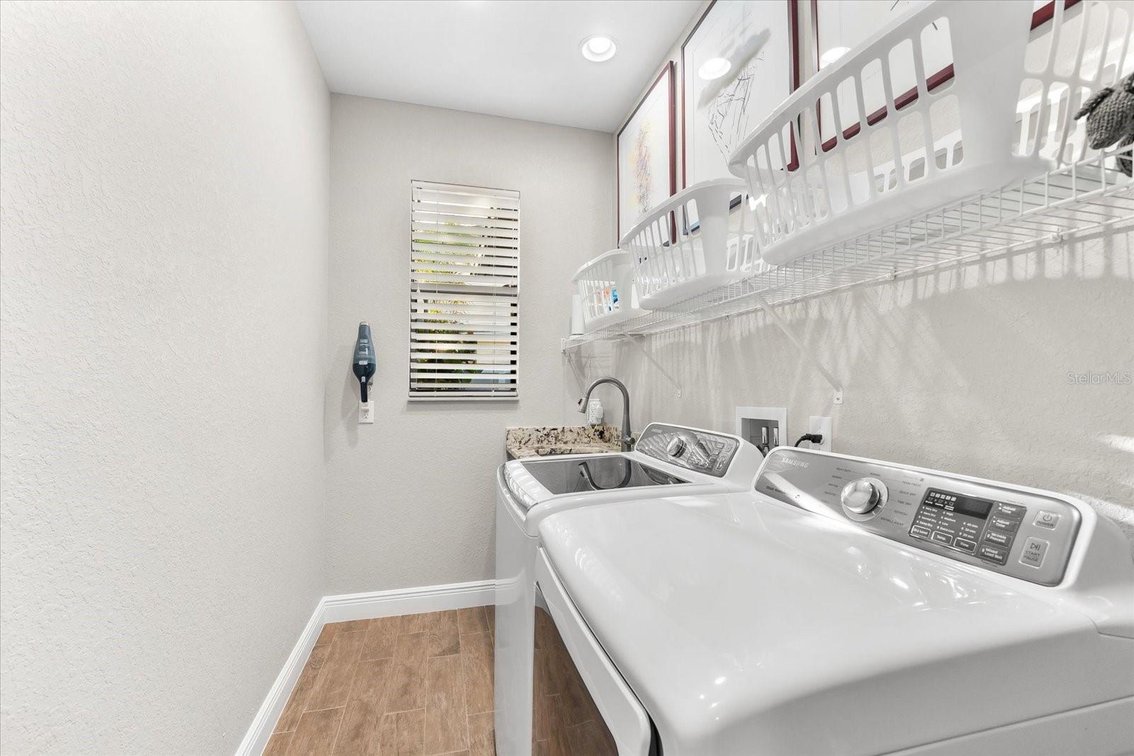 9450 SNAPPER CIR, PORT CHARLOTTE, FL, 33981