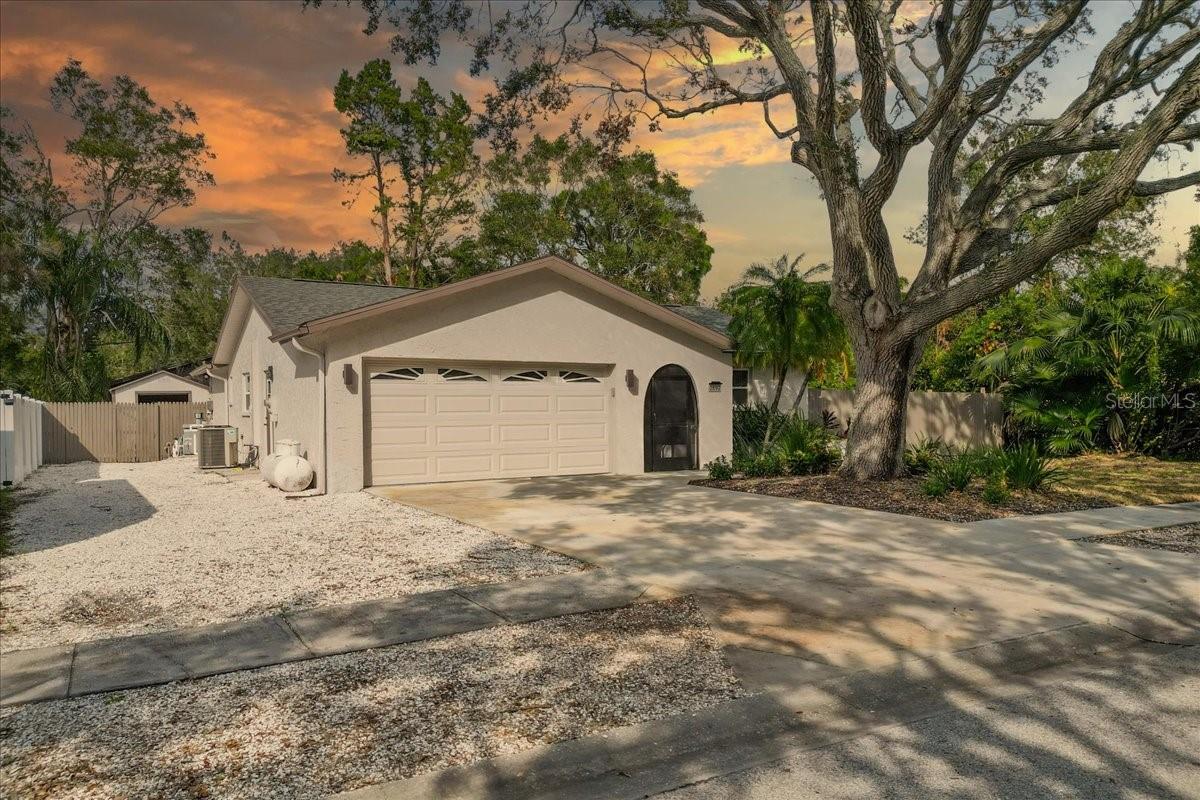 2892 NORTH RD, CLEARWATER, FL, 33760