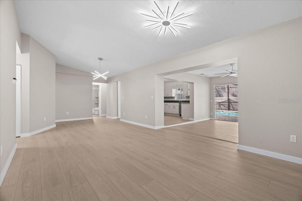 2892 NORTH RD, CLEARWATER, FL, 33760