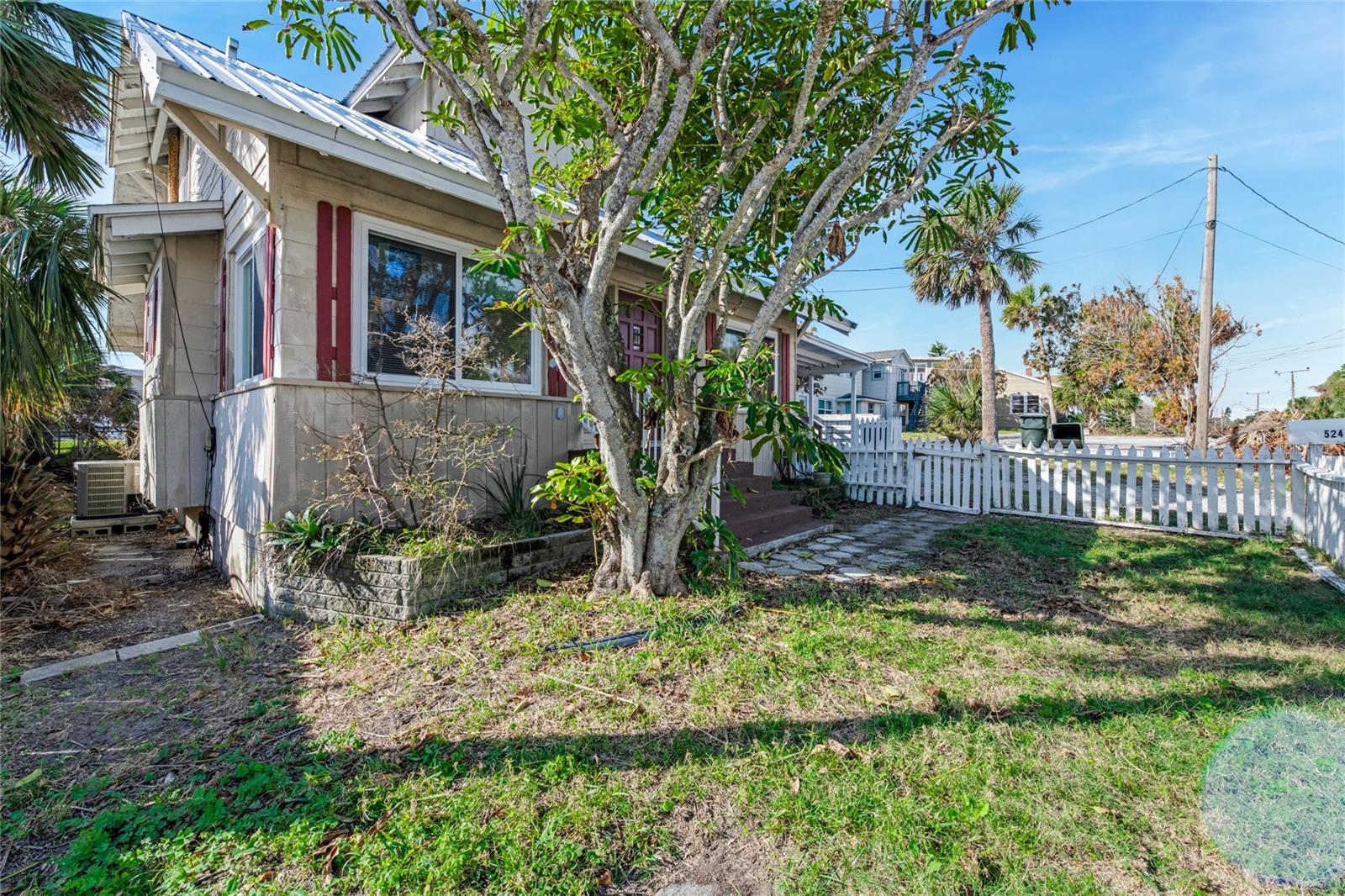 524 PHOENIX AVE, DAYTONA BEACH, FL, 32118