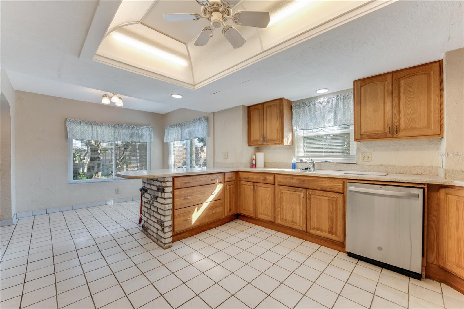 524 PHOENIX AVE, DAYTONA BEACH, FL, 32118