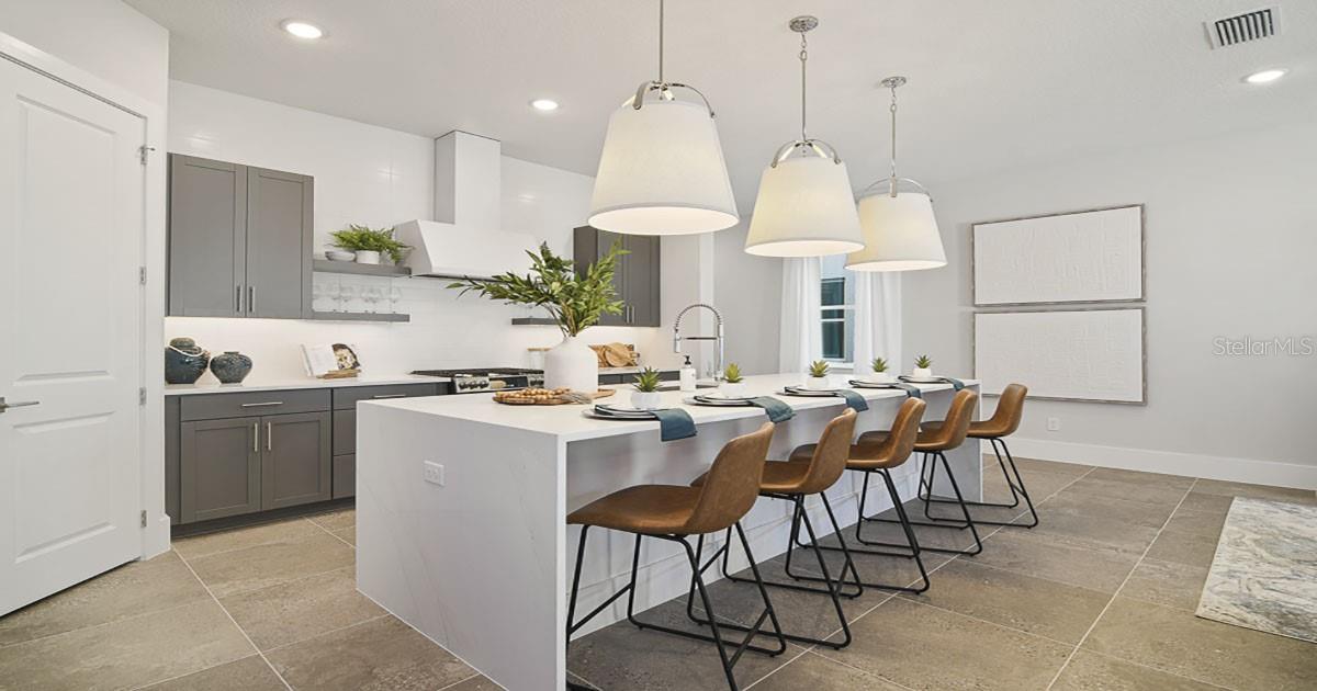 12614 CLEAR SAPPHIRE DR #137, WINTER GARDEN, FL, 34787