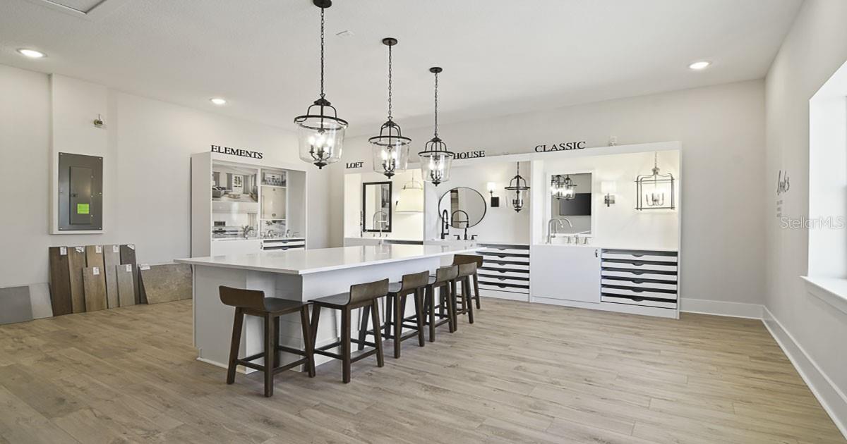 12614 CLEAR SAPPHIRE DR #137, WINTER GARDEN, FL, 34787