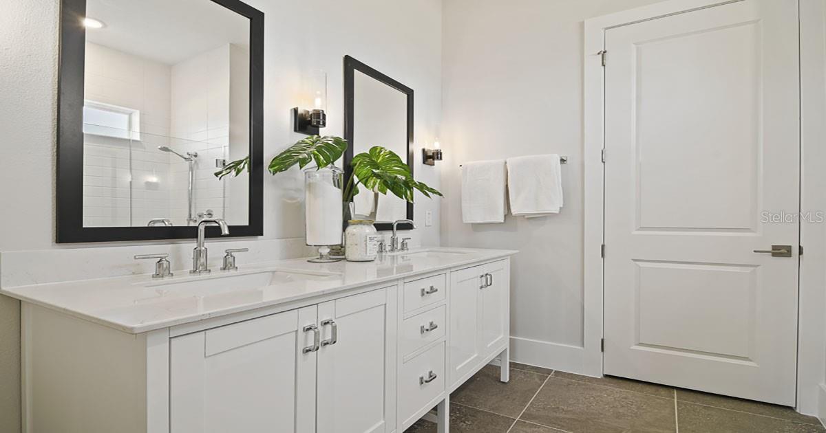 12614 CLEAR SAPPHIRE DR #137, WINTER GARDEN, FL, 34787