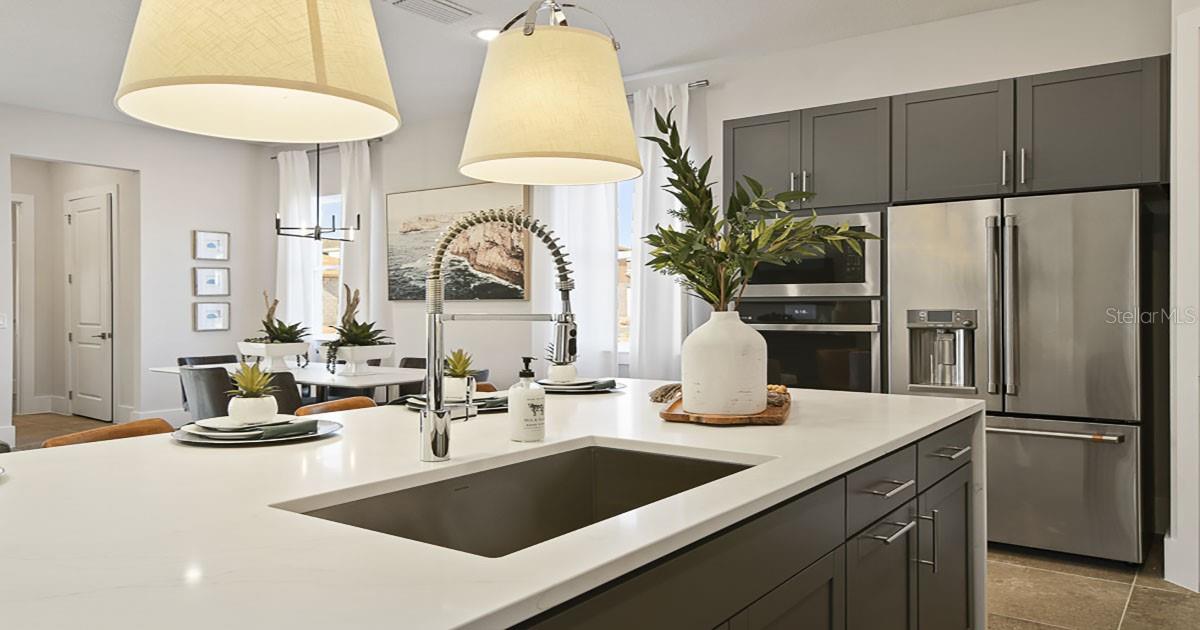 12614 CLEAR SAPPHIRE DR #137, WINTER GARDEN, FL, 34787