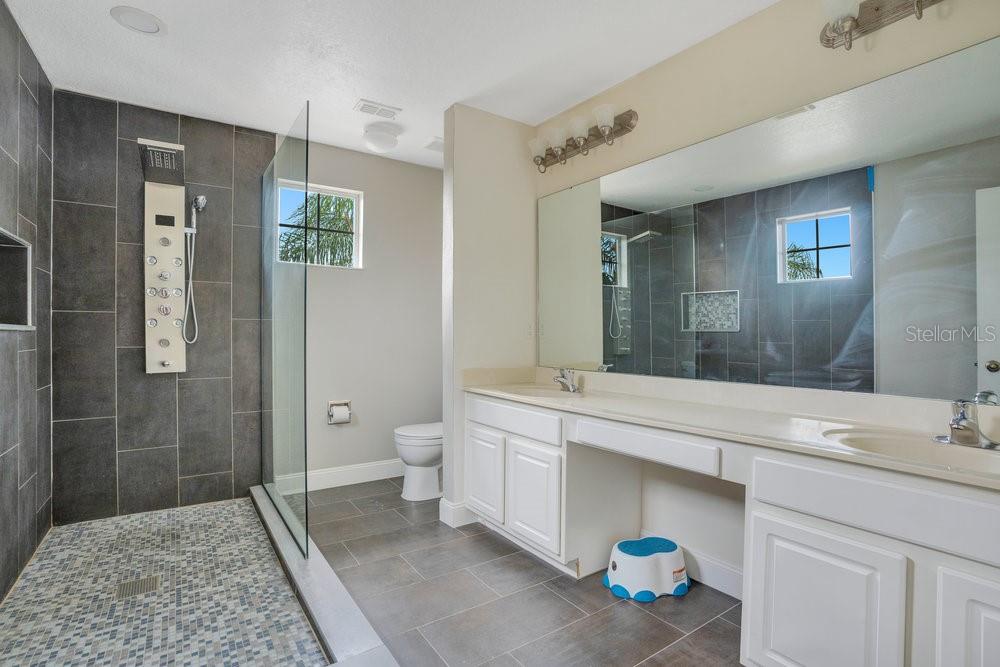 600 LAS FUENTES DR, KISSIMMEE, FL, 34746