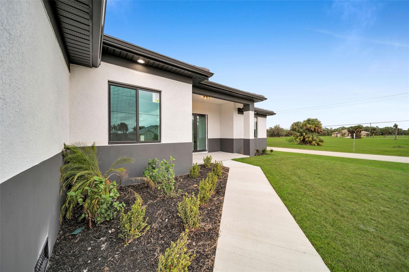 16229 CAPE HORN BLVD, PUNTA GORDA, FL, 33955