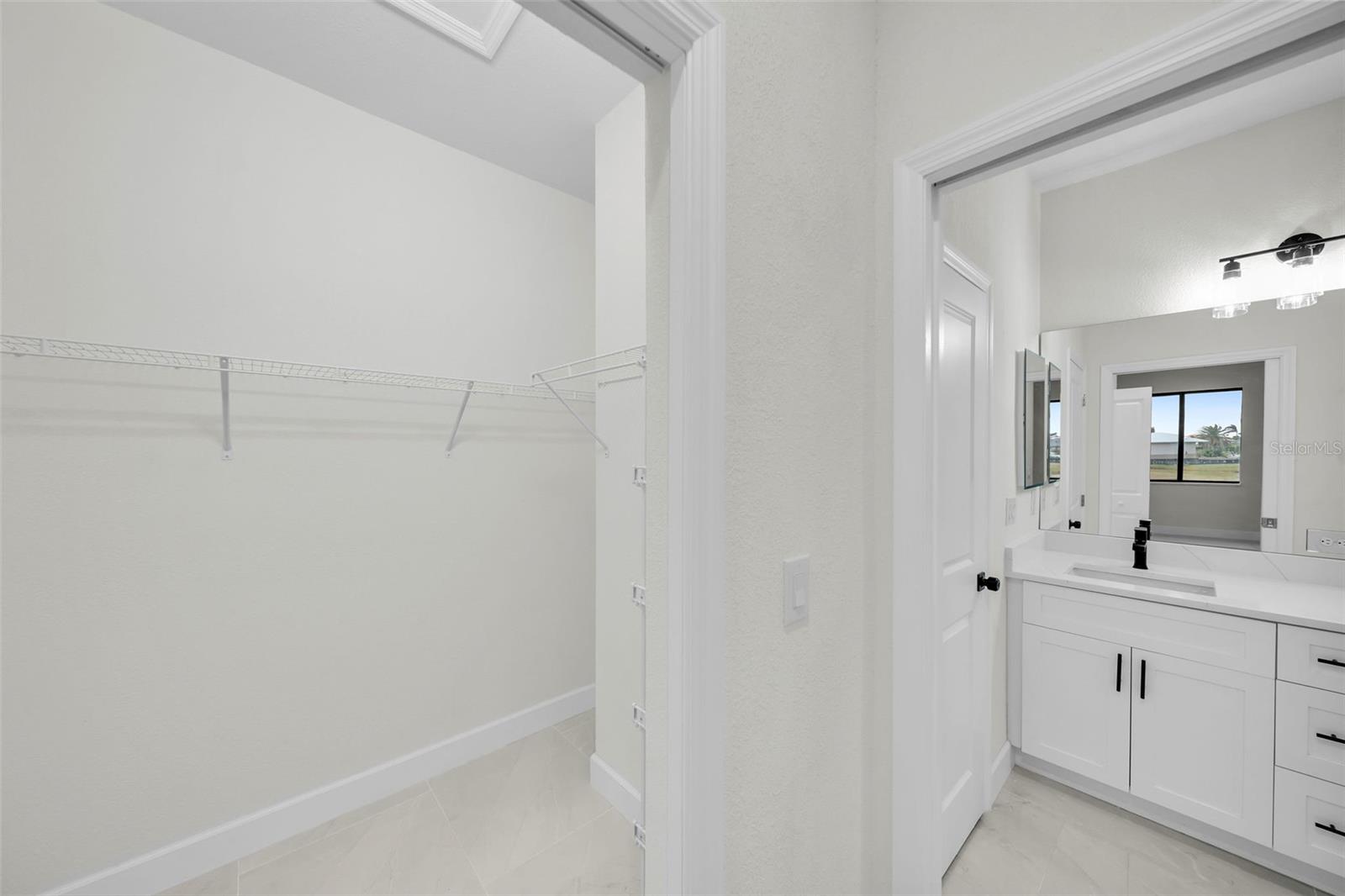 16229 CAPE HORN BLVD, PUNTA GORDA, FL, 33955