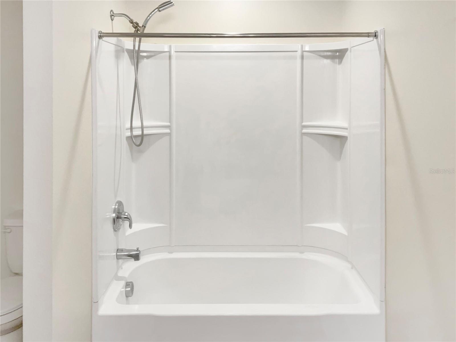 922 WYNNMERE WALK AVE, RUSKIN, FL, 33570