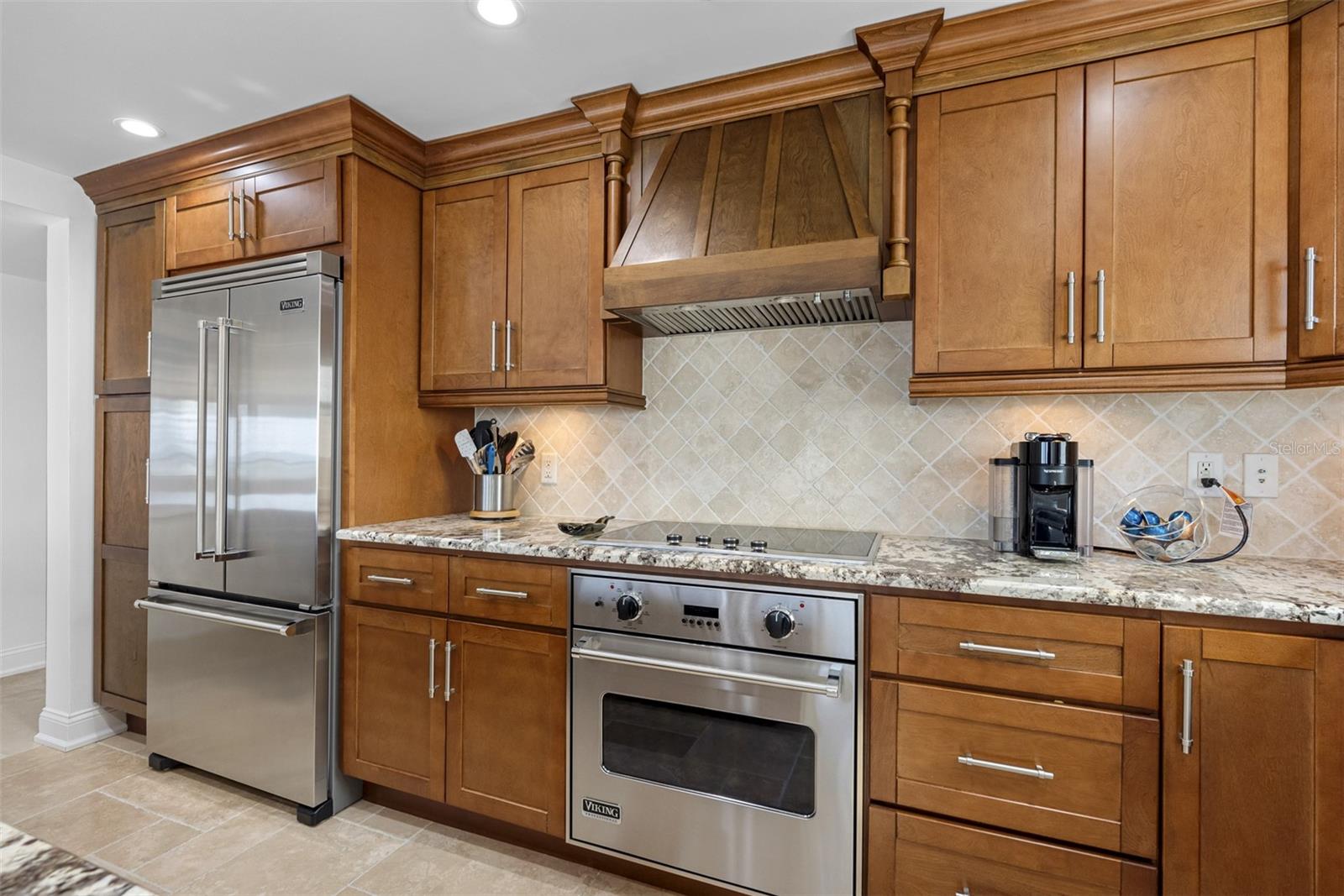 17854 LEE AVE #201, REDINGTON SHORES, FL, 33708
