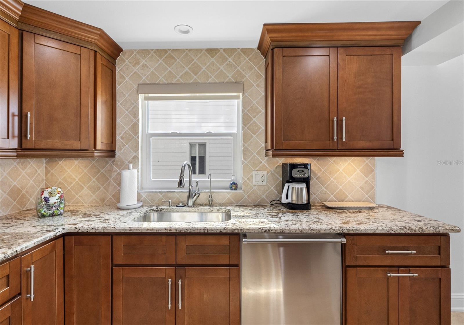 17854 LEE AVE #201, REDINGTON SHORES, FL, 33708