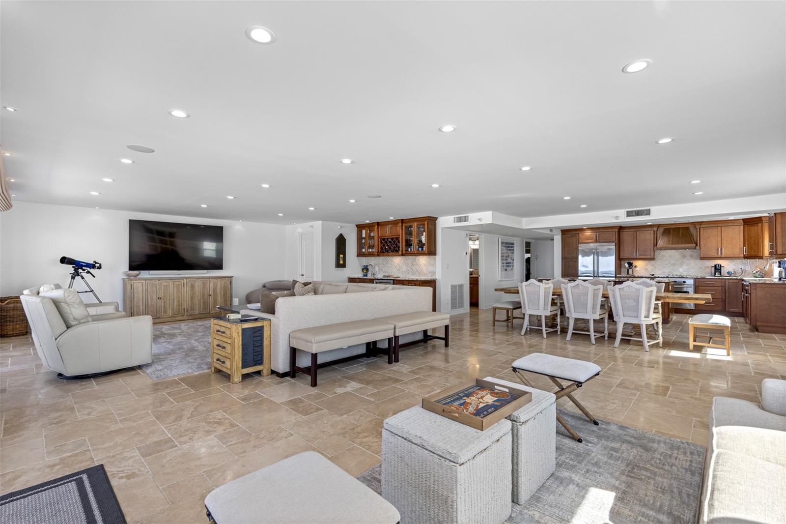 17854 LEE AVE #201, REDINGTON SHORES, FL, 33708