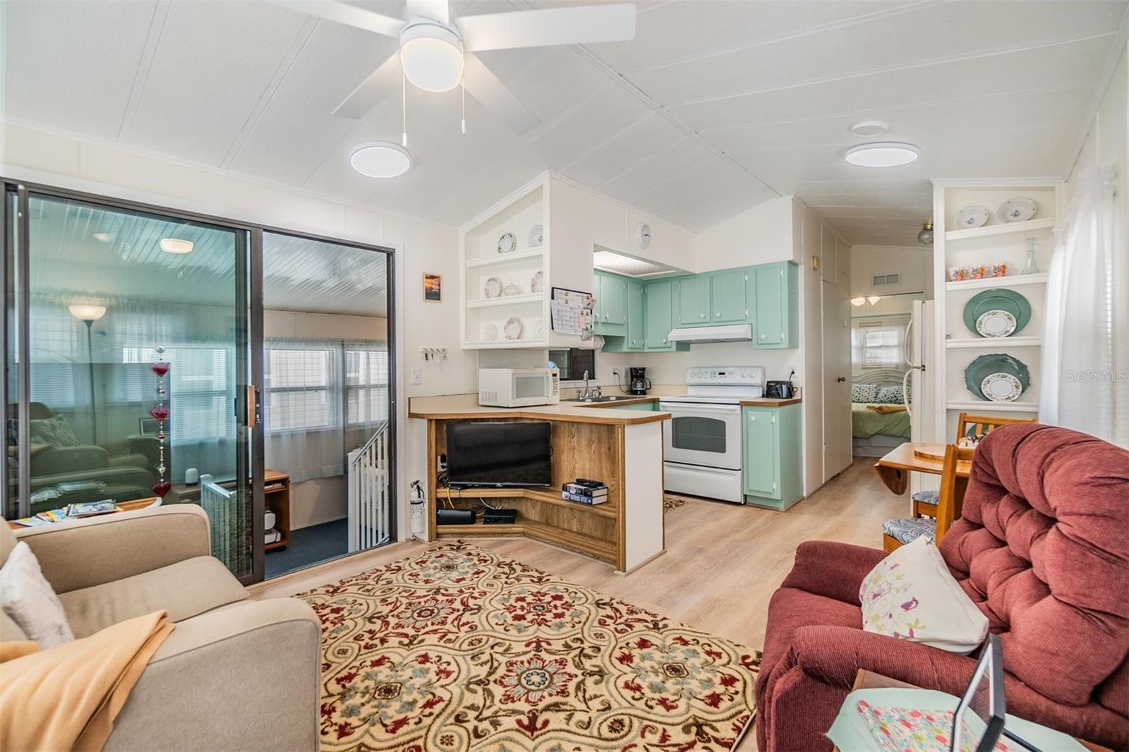 39301 MAHER DR, ZEPHYRHILLS, FL, 33542