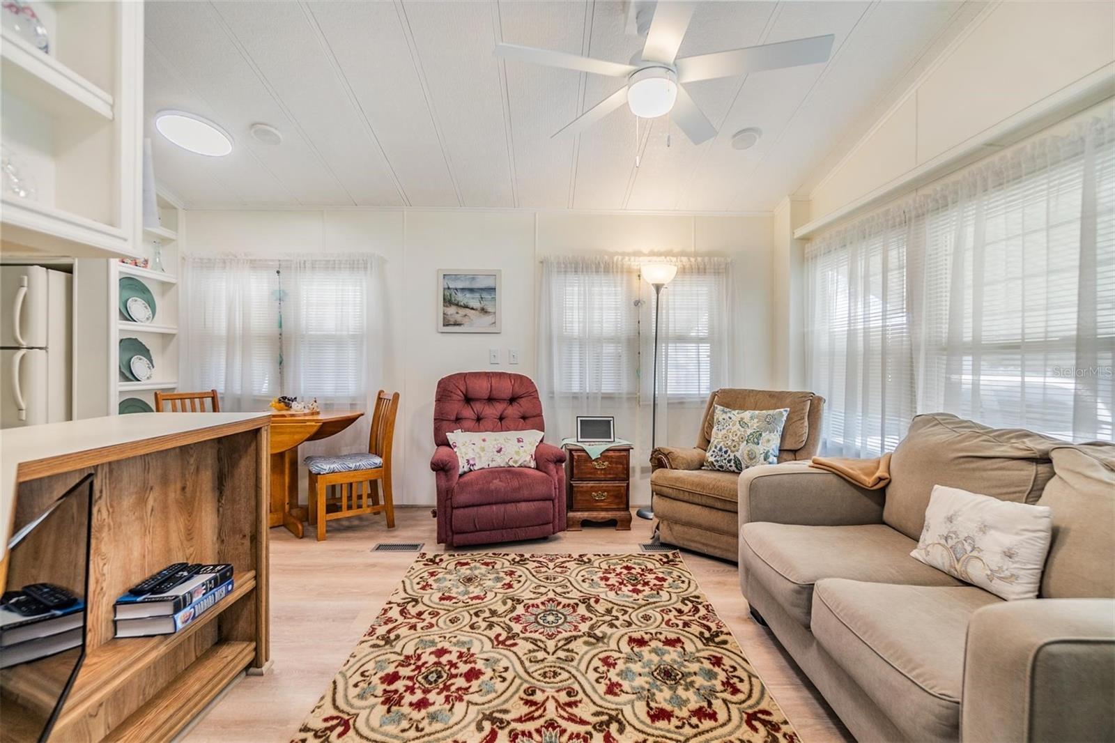 39301 MAHER DR, ZEPHYRHILLS, FL, 33542