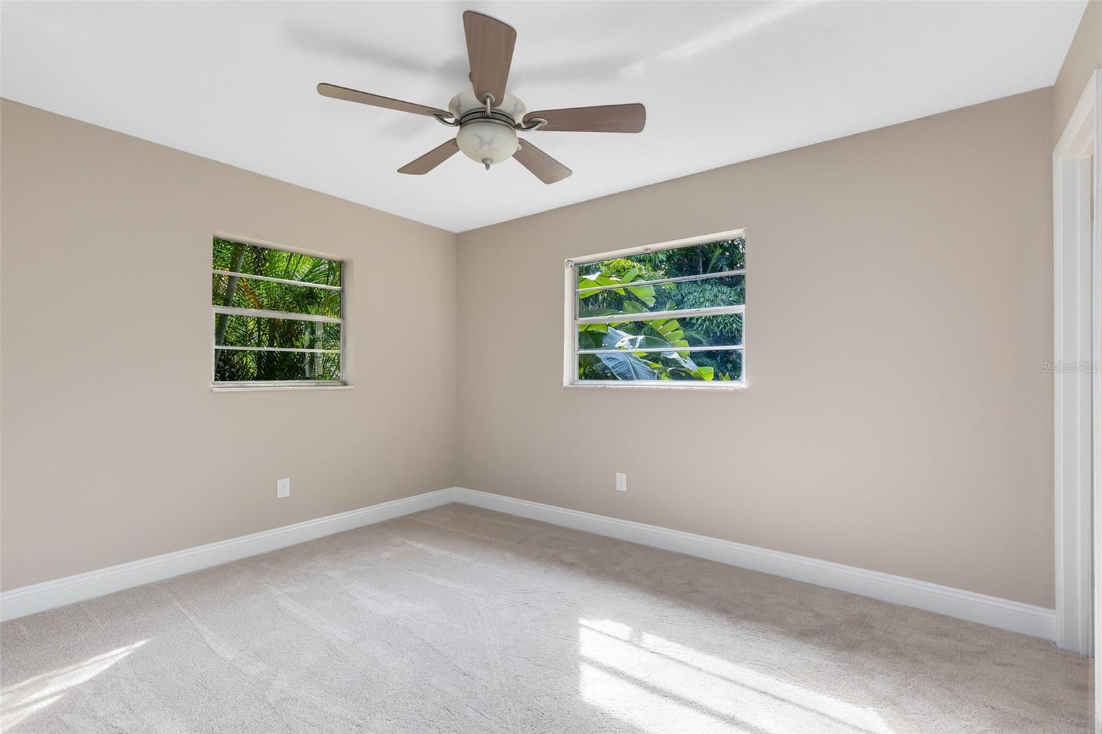 180 N LAKEWOOD CIR, MAITLAND, FL, 32751