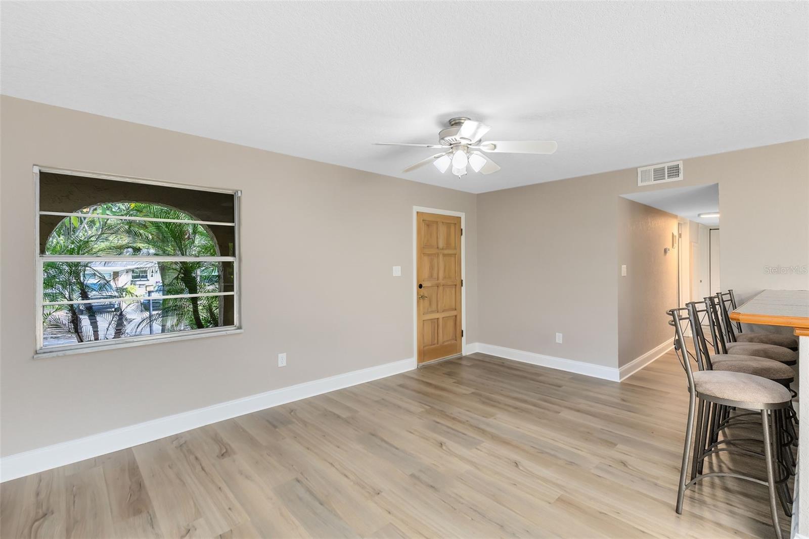 180 N LAKEWOOD CIR, MAITLAND, FL, 32751