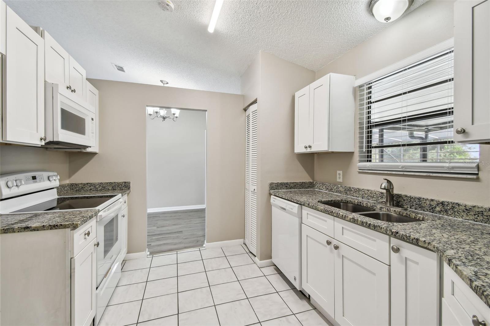 3024 FOXBORO CIR, DELTONA, FL, 32738