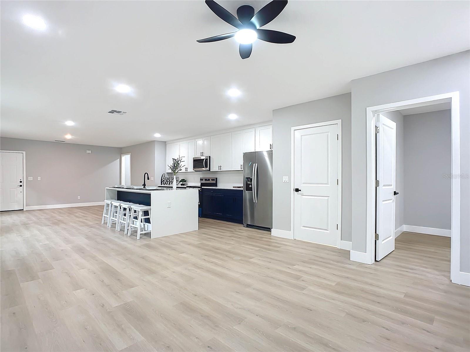 135 S CHANDLER AVE, DELAND, FL, 32724