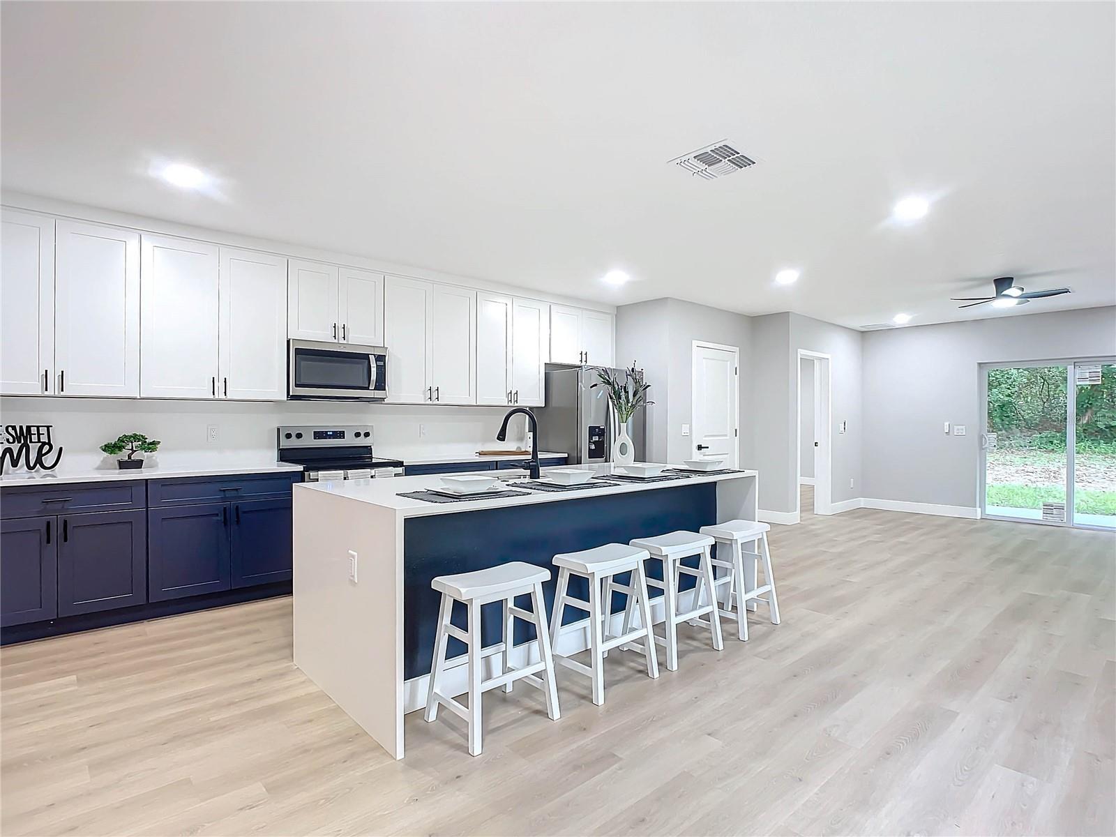 135 S CHANDLER AVE, DELAND, FL, 32724