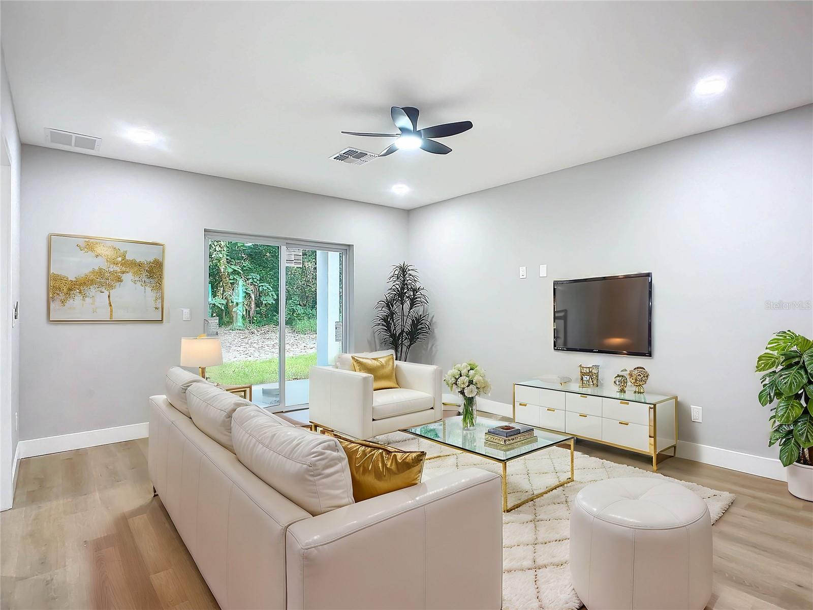 135 S CHANDLER AVE, DELAND, FL, 32724