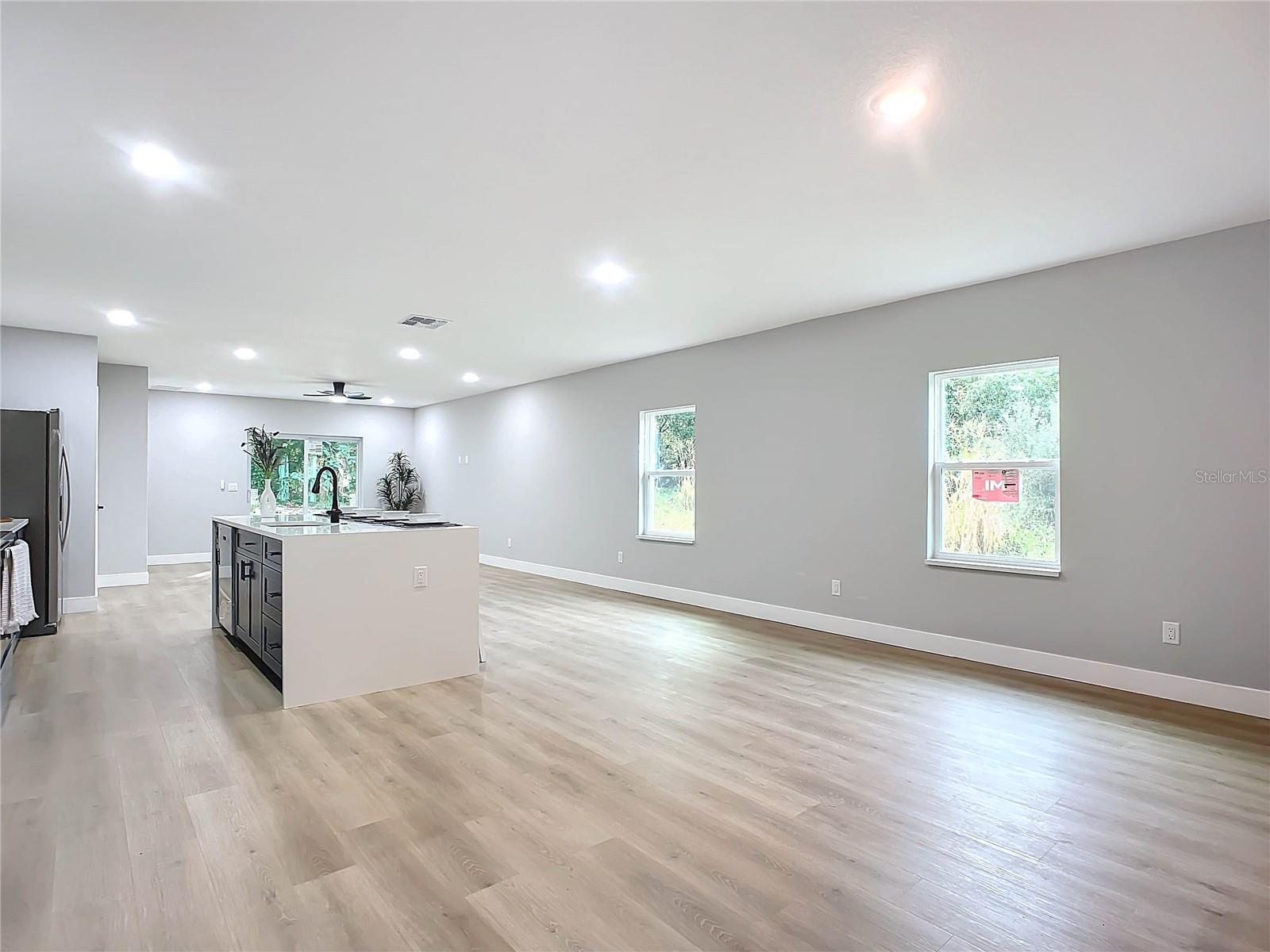 135 S CHANDLER AVE, DELAND, FL, 32724