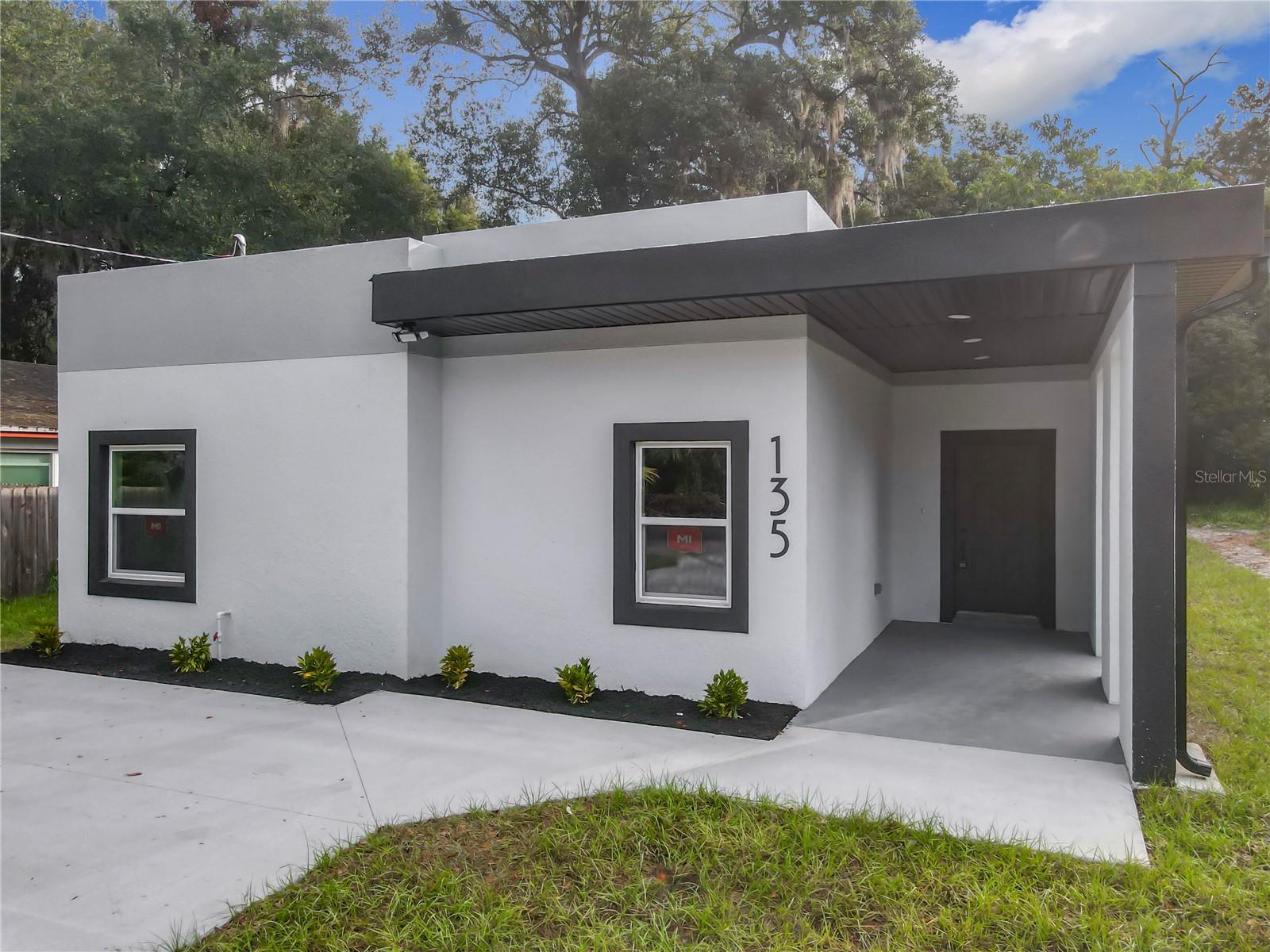 135 S CHANDLER AVE, DELAND, FL, 32724