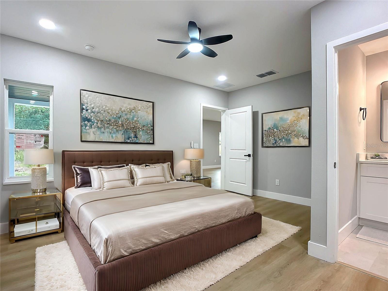 135 S CHANDLER AVE, DELAND, FL, 32724