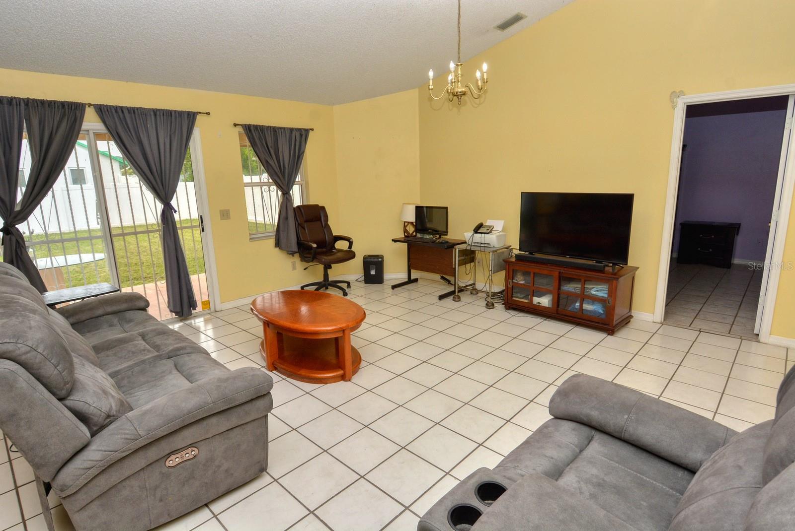 1012 SW IDOL AVE, PORT SAINT LUCIE, FL, 34953