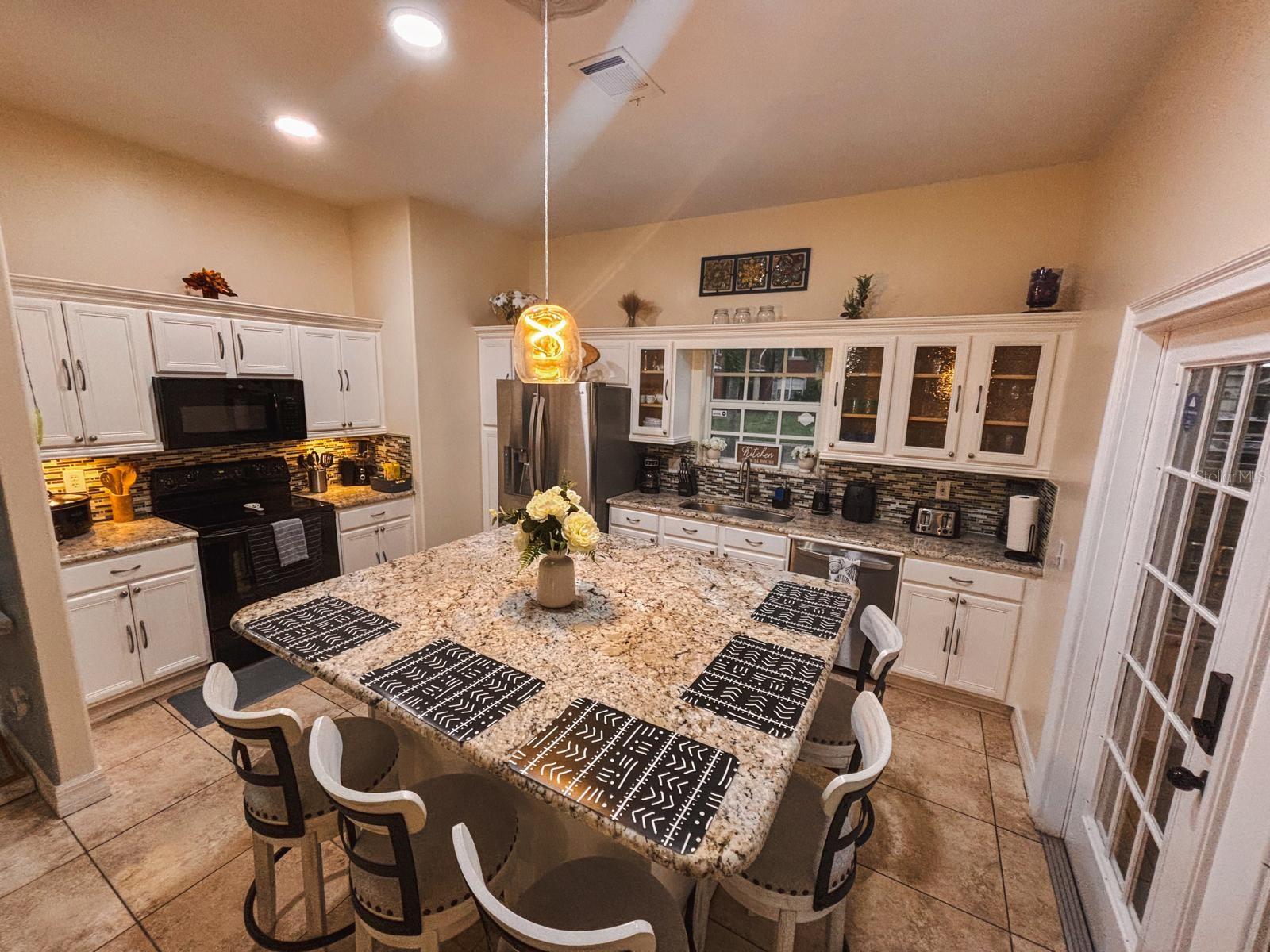 241 VISTA LOOP, DAVENPORT, FL, 33897
