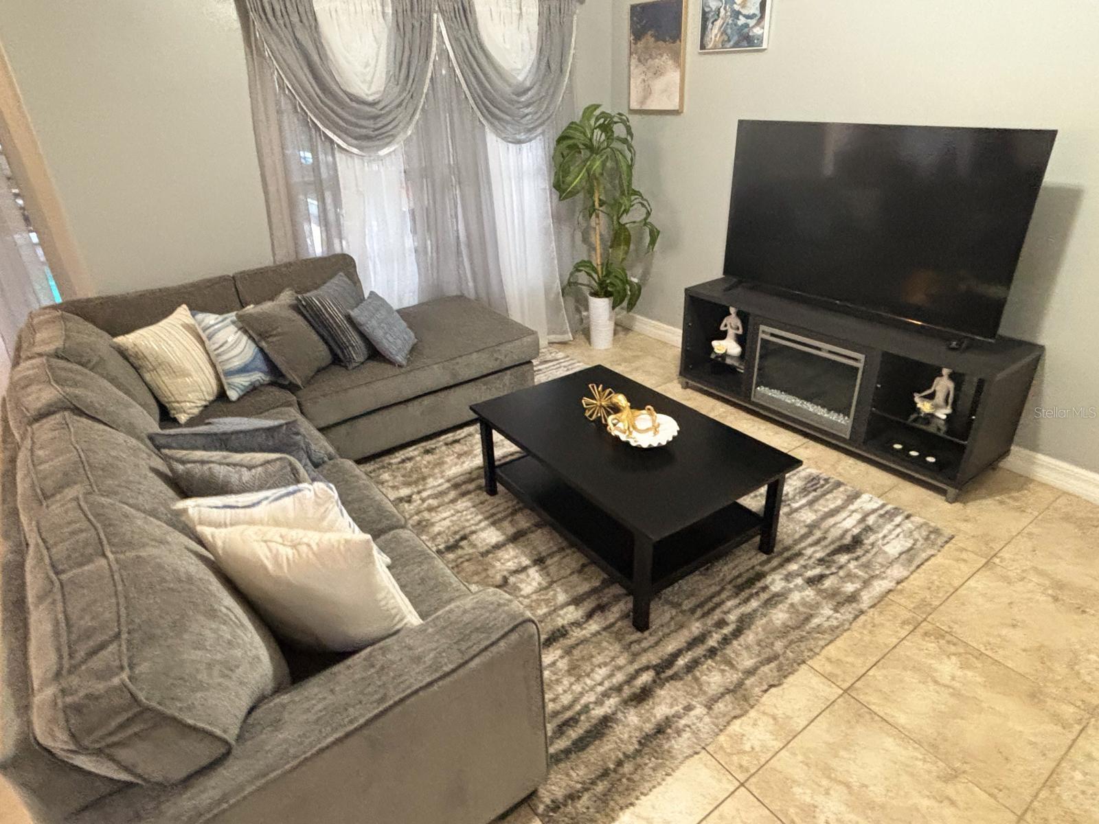 241 VISTA LOOP, DAVENPORT, FL, 33897