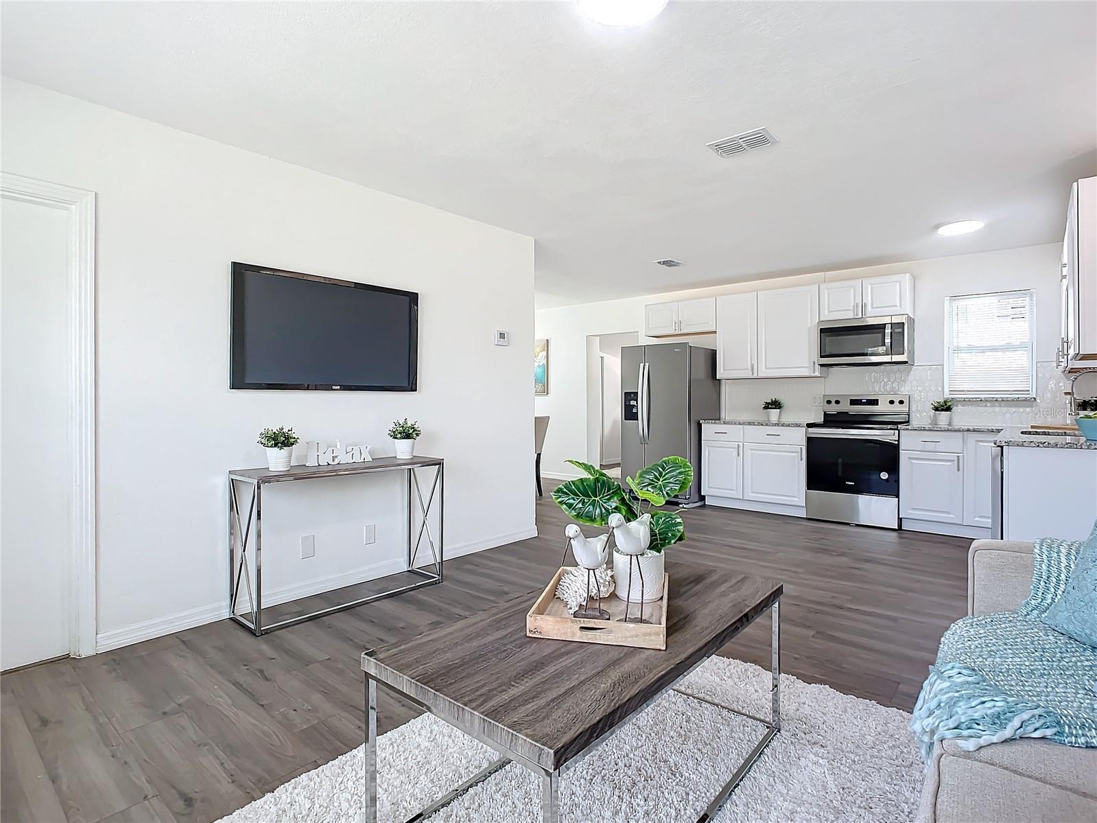 111 LYNNHURST DR, ORMOND BEACH, FL, 32176
