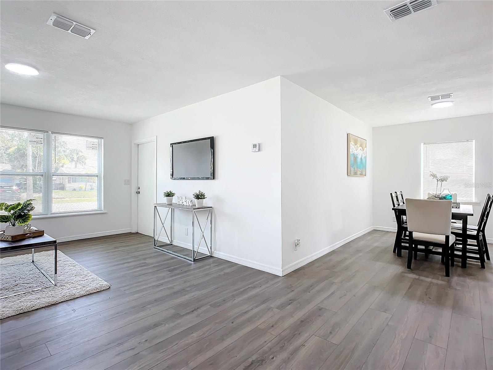 111 LYNNHURST DR, ORMOND BEACH, FL, 32176