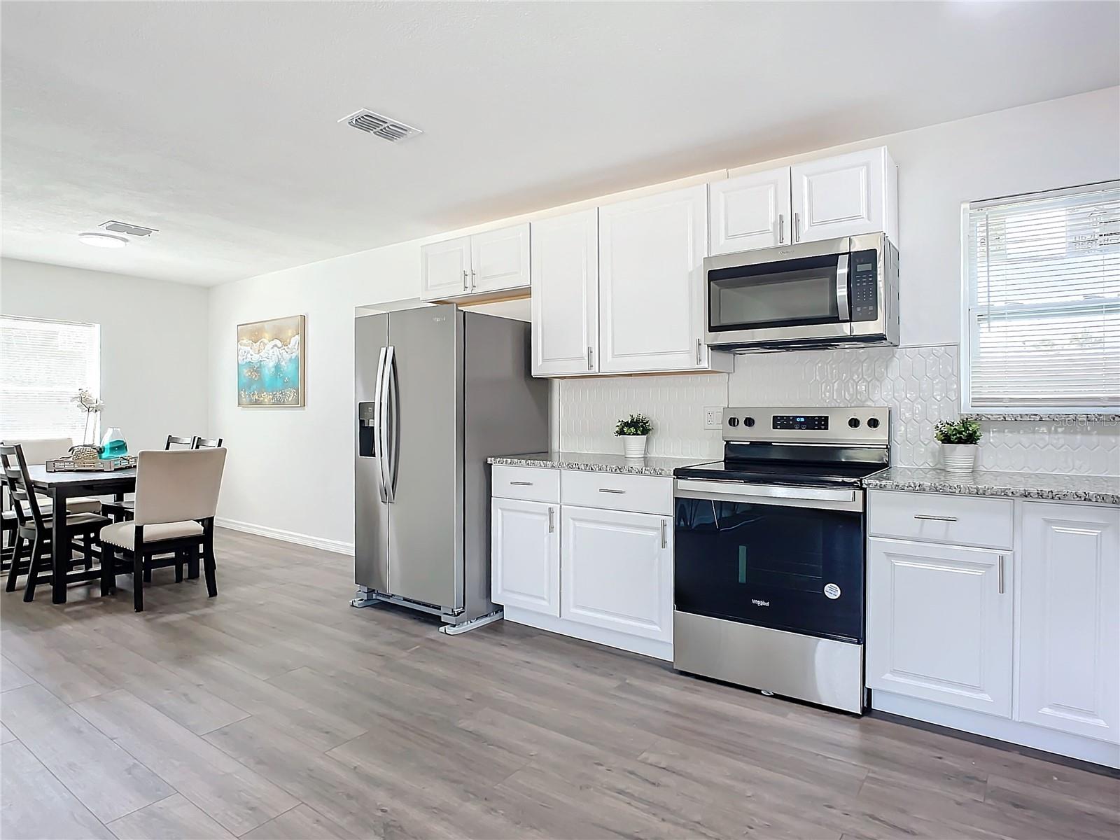 111 LYNNHURST DR, ORMOND BEACH, FL, 32176