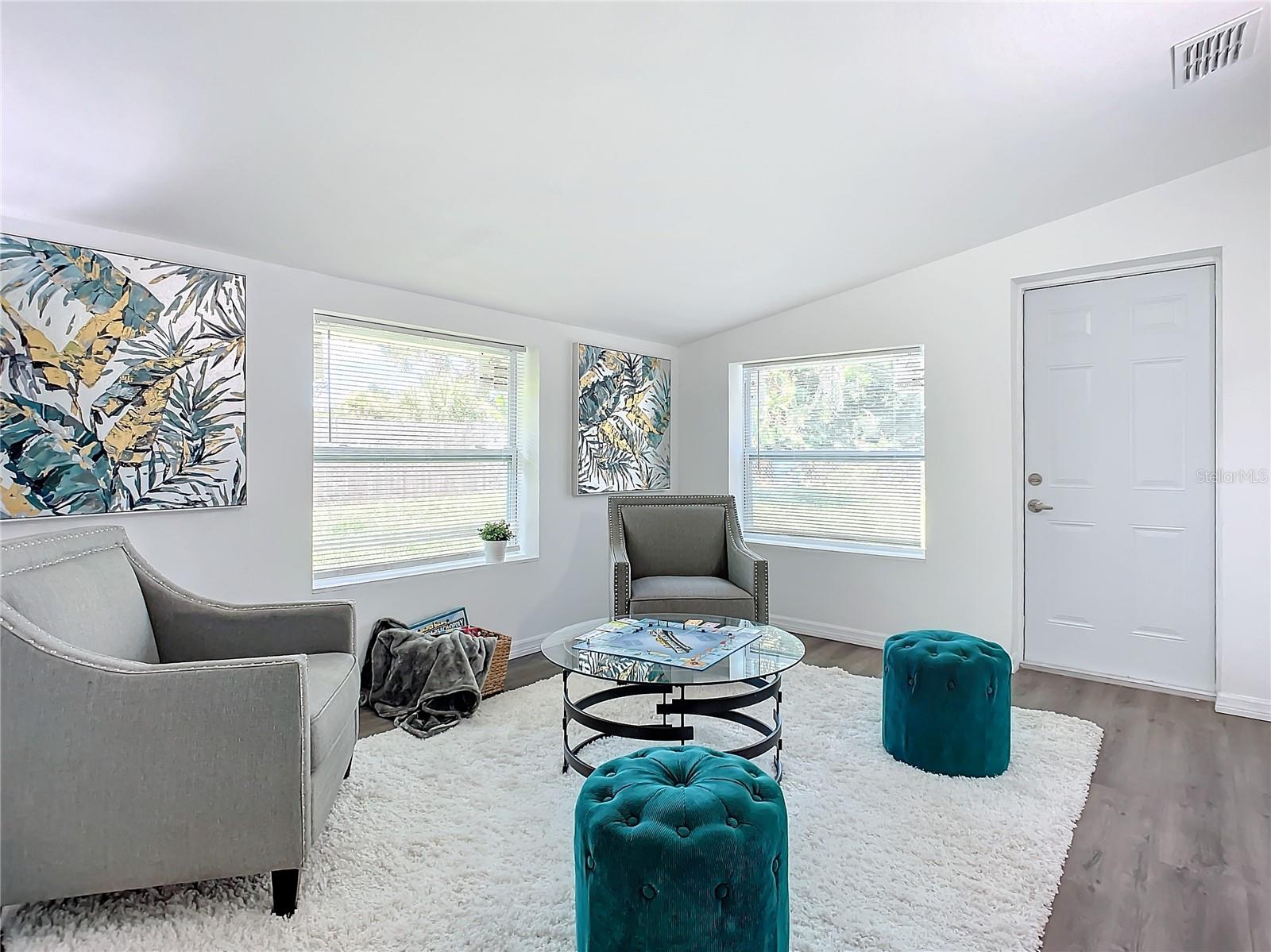 111 LYNNHURST DR, ORMOND BEACH, FL, 32176