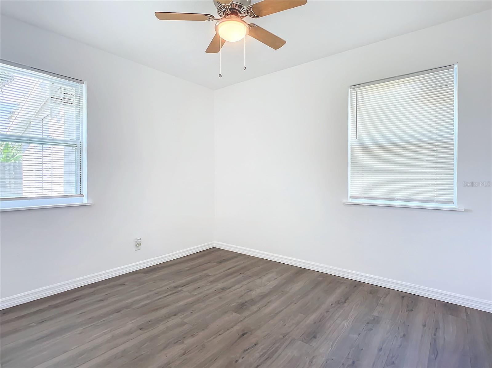 111 LYNNHURST DR, ORMOND BEACH, FL, 32176