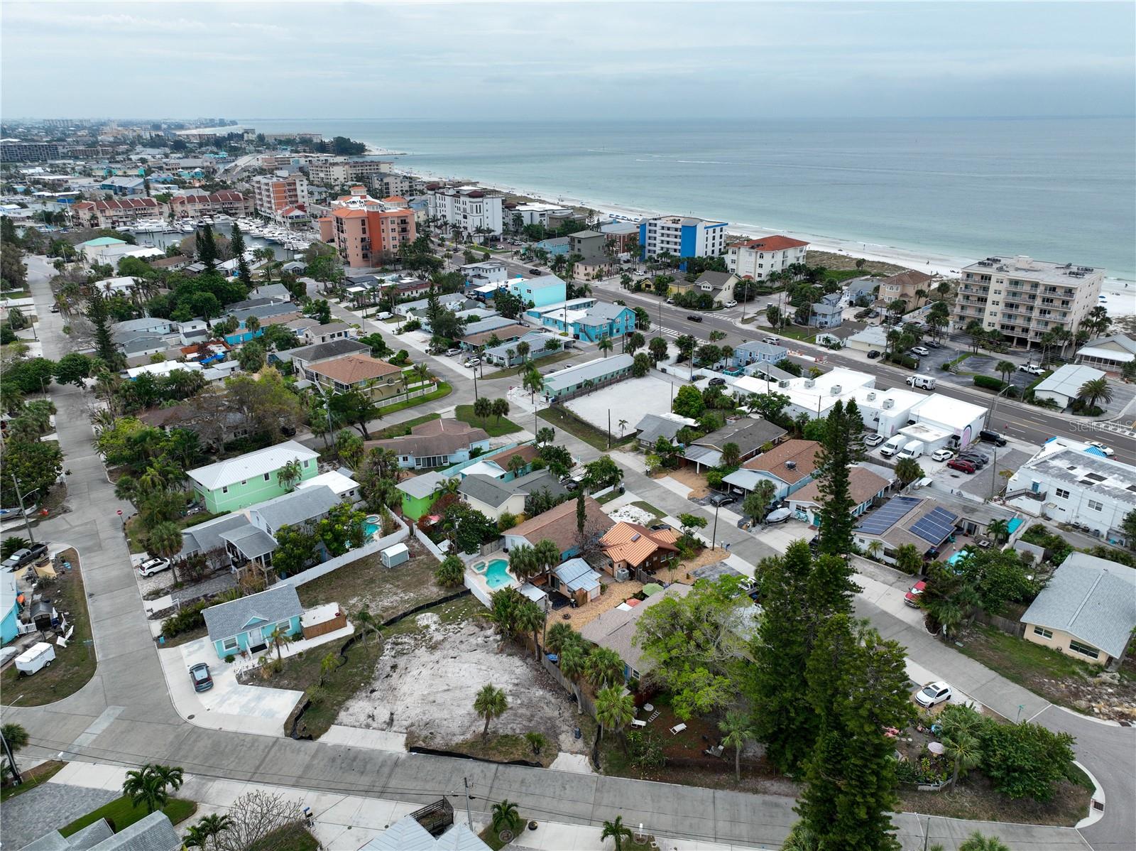 13436 BOCA CIEGA AVE, MADEIRA BEACH, FL, 33708