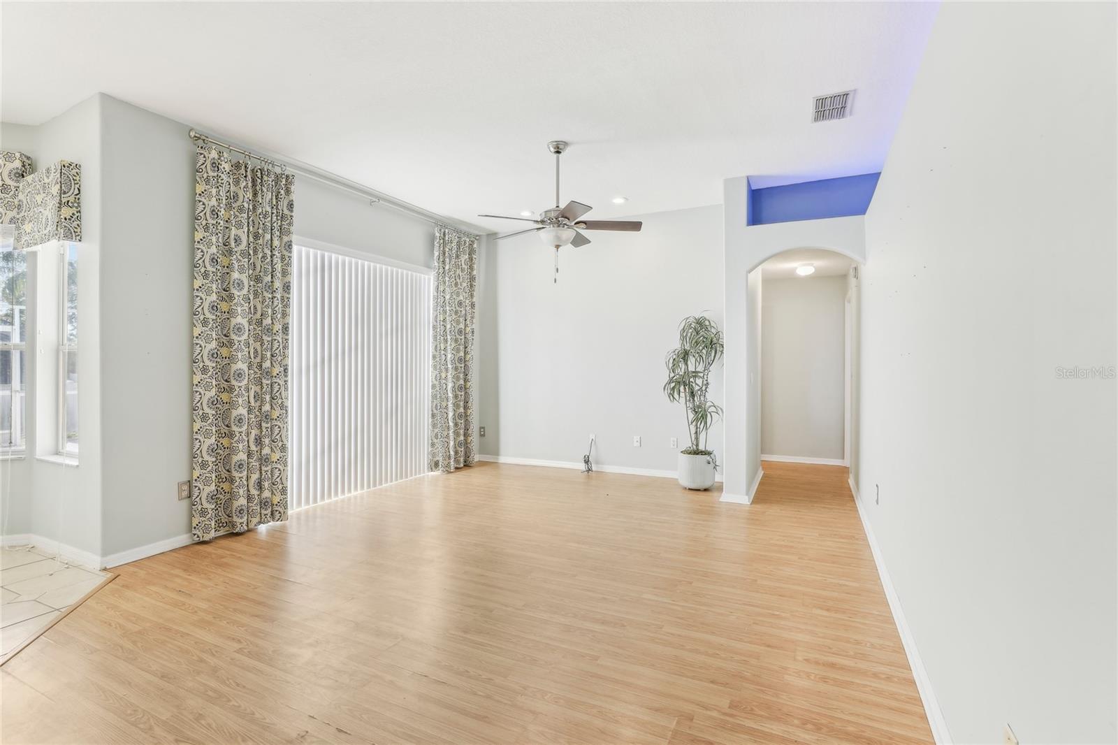 805 VIA BIANCA DR, DAVENPORT, FL, 33896