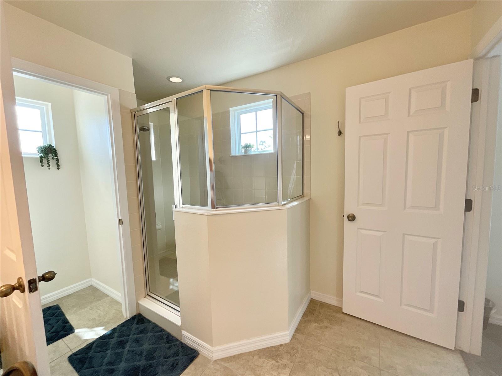 901 LAS FUENTES DR, KISSIMMEE, FL, 34746