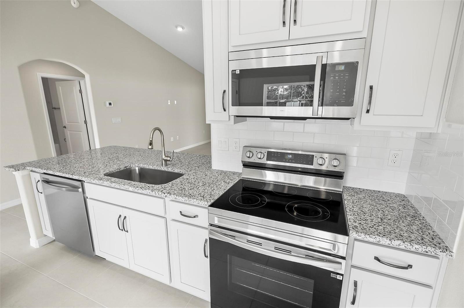 14 POPLAR DR, PALM COAST, FL, 32164