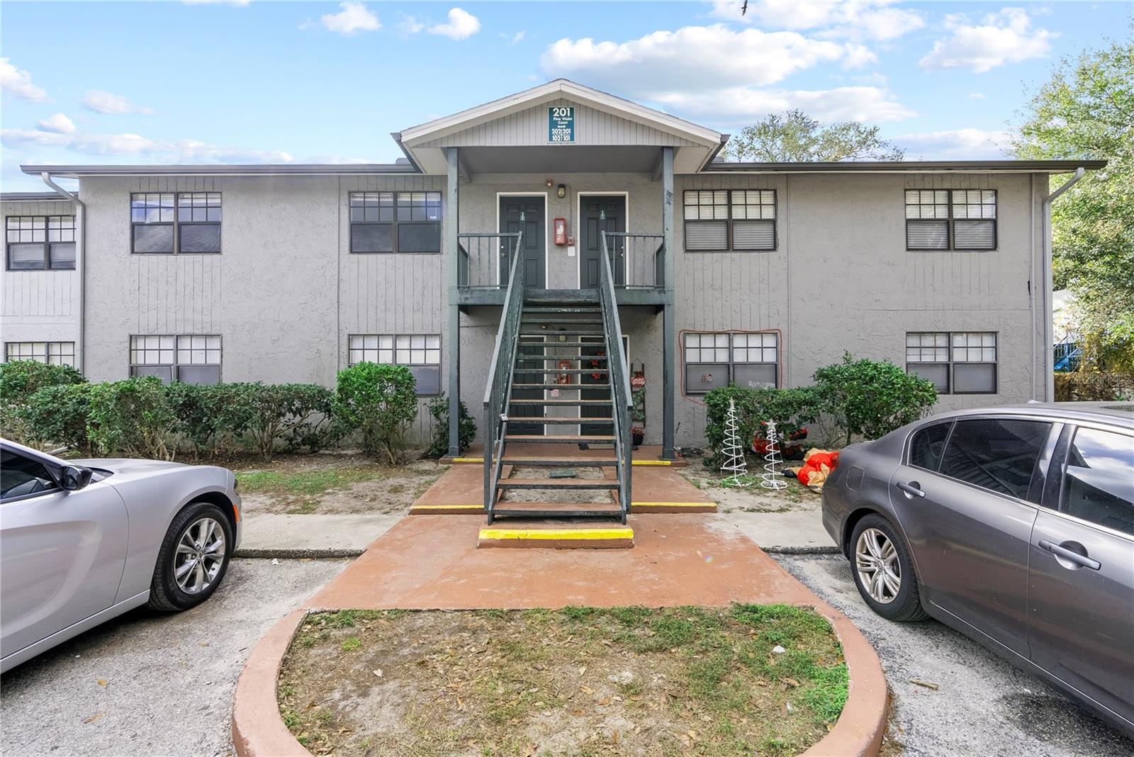 201 PINE VIOLET CT #202, TAMPA, FL, 33612