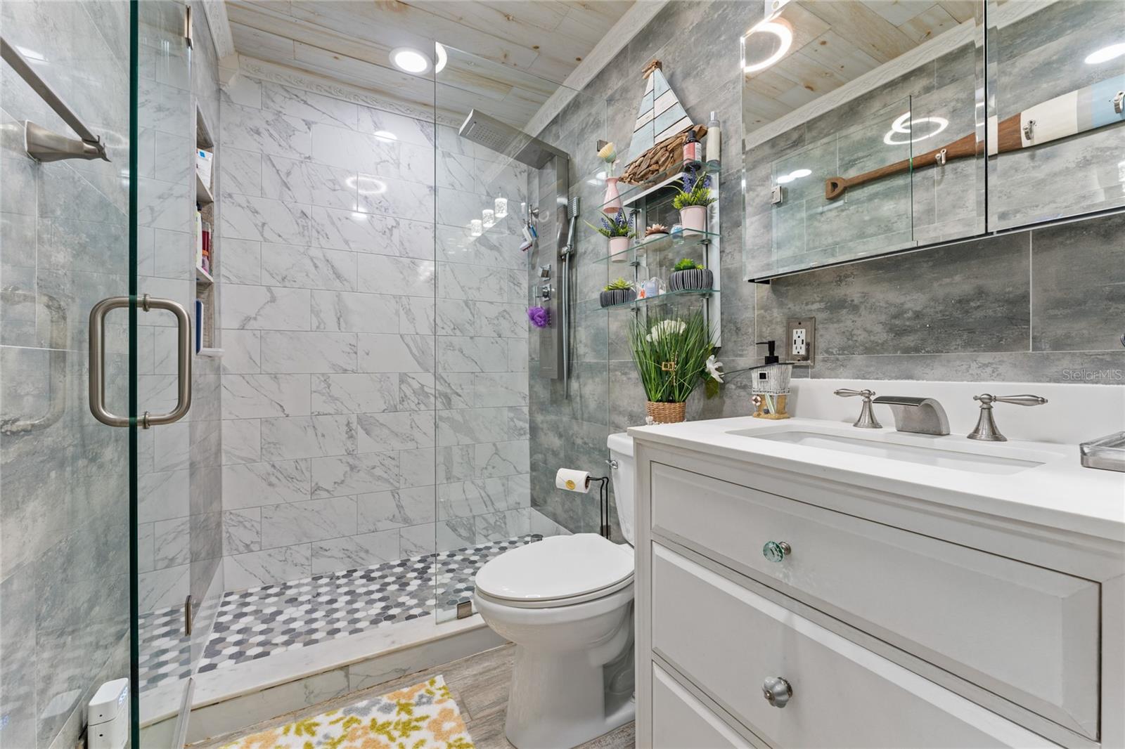 1395 EMERALD DR, KISSIMMEE, FL, 34744