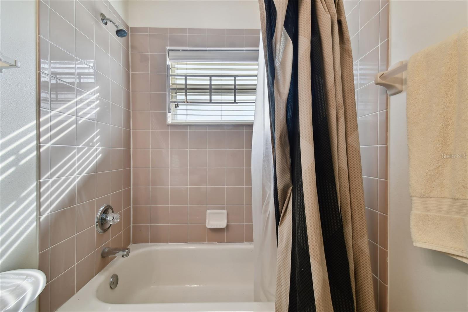 501 9TH ST NE, RUSKIN, FL, 33570