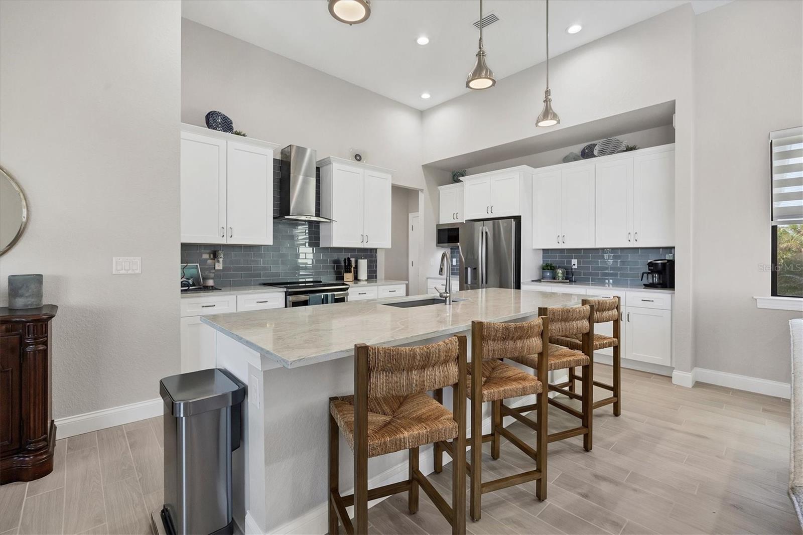 9428 NASTRAND CIR, PORT CHARLOTTE, FL, 33981