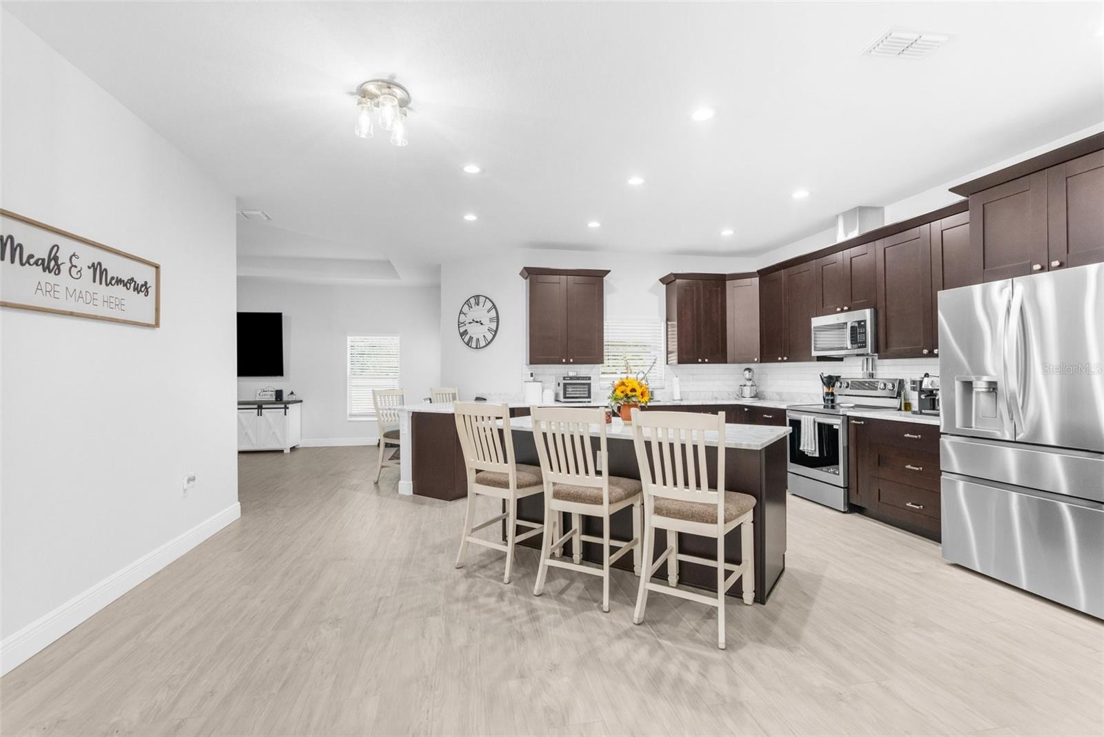 13031 PACIFIC NIGHTHAWK AVE, WEEKI WACHEE, FL, 34614