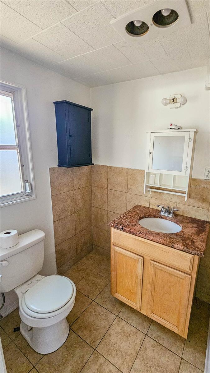 527 4TH AVE NW, LARGO, FL, 33770