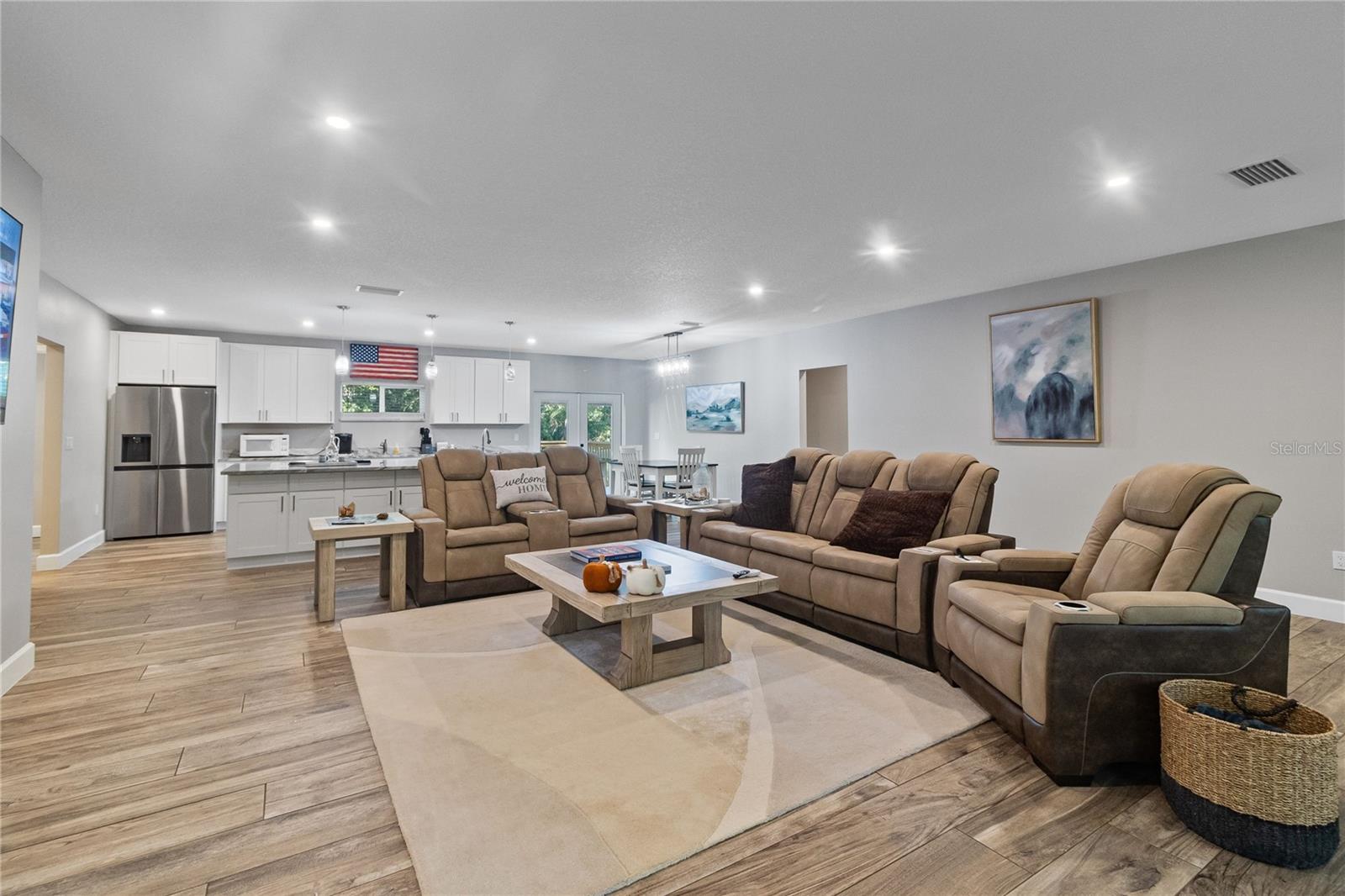 2995 RAGIS RD, EDGEWATER, FL, 32132