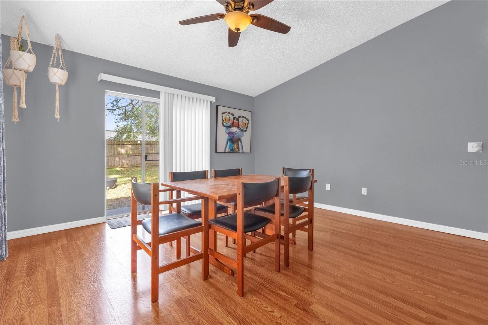911 VASSAR DR, EUSTIS, FL, 32726